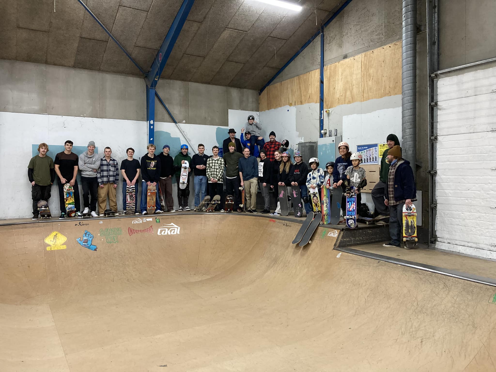 Olliestedet skatehall med bowl og fællesskab